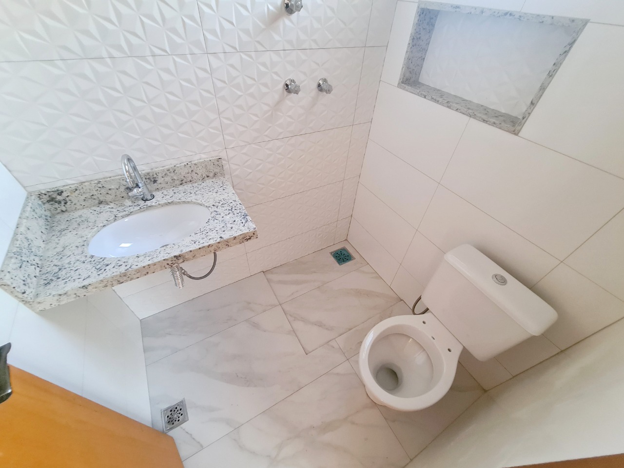 Casa à venda com 3 quartos, 98m² - Foto 11