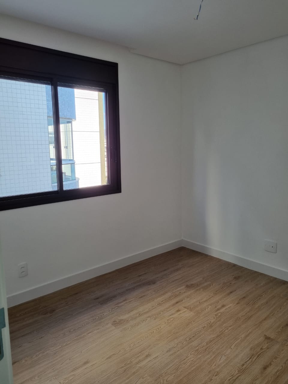 Apartamento à venda com 3 quartos, 90m² - Foto 4