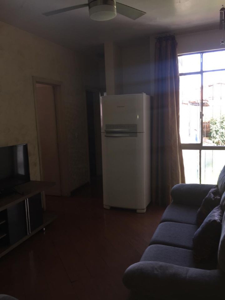 Apartamento à venda com 2 quartos, 60m² - Foto 2