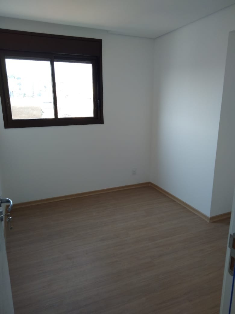 Apartamento à venda com 3 quartos, 85m² - Foto 9