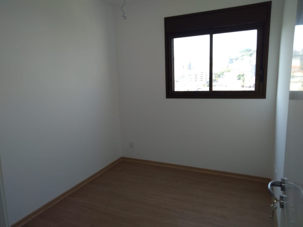 Apartamento à venda com 3 quartos, 85m² - Foto 12