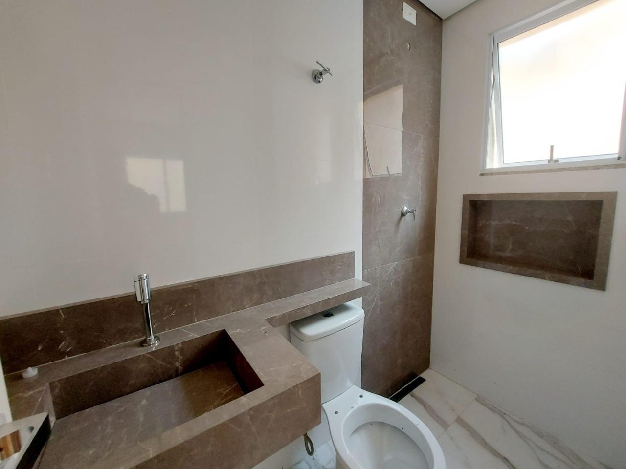 Apartamento à venda com 3 quartos, 178m² - Foto 15