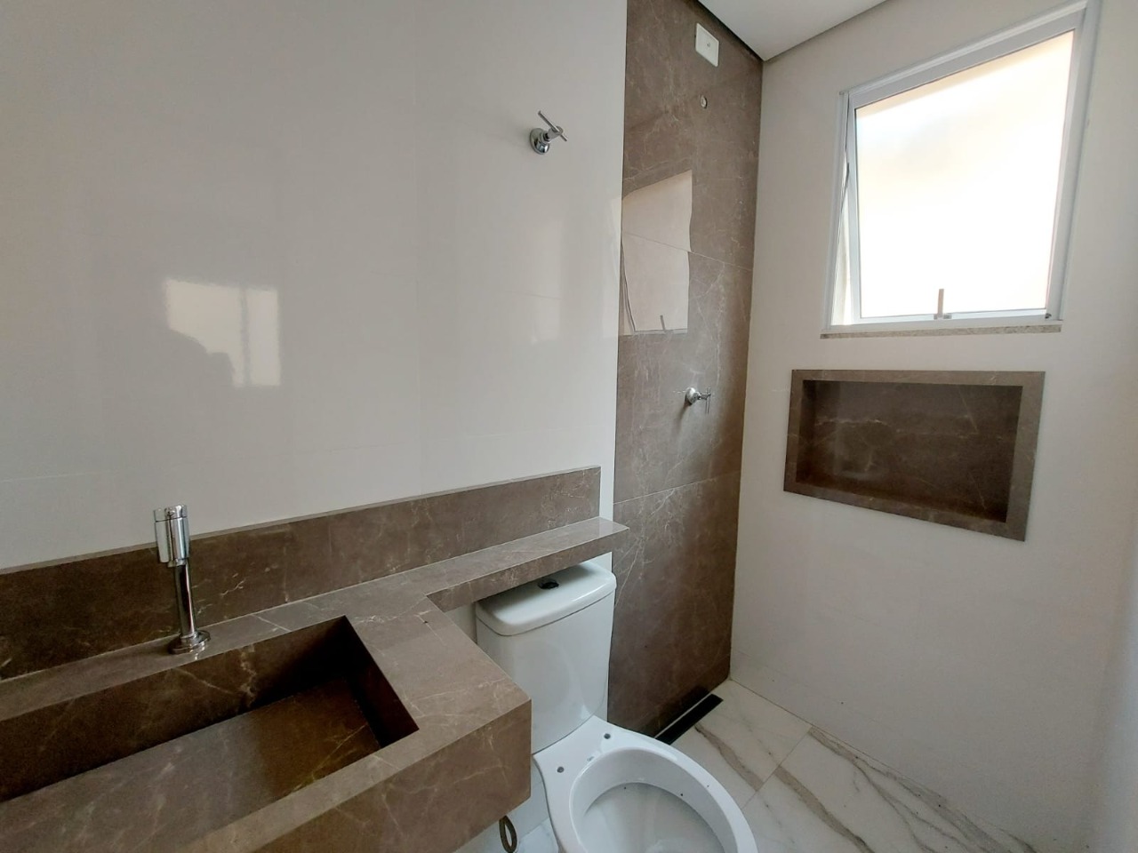 Apartamento à venda com 3 quartos, 178m² - Foto 16