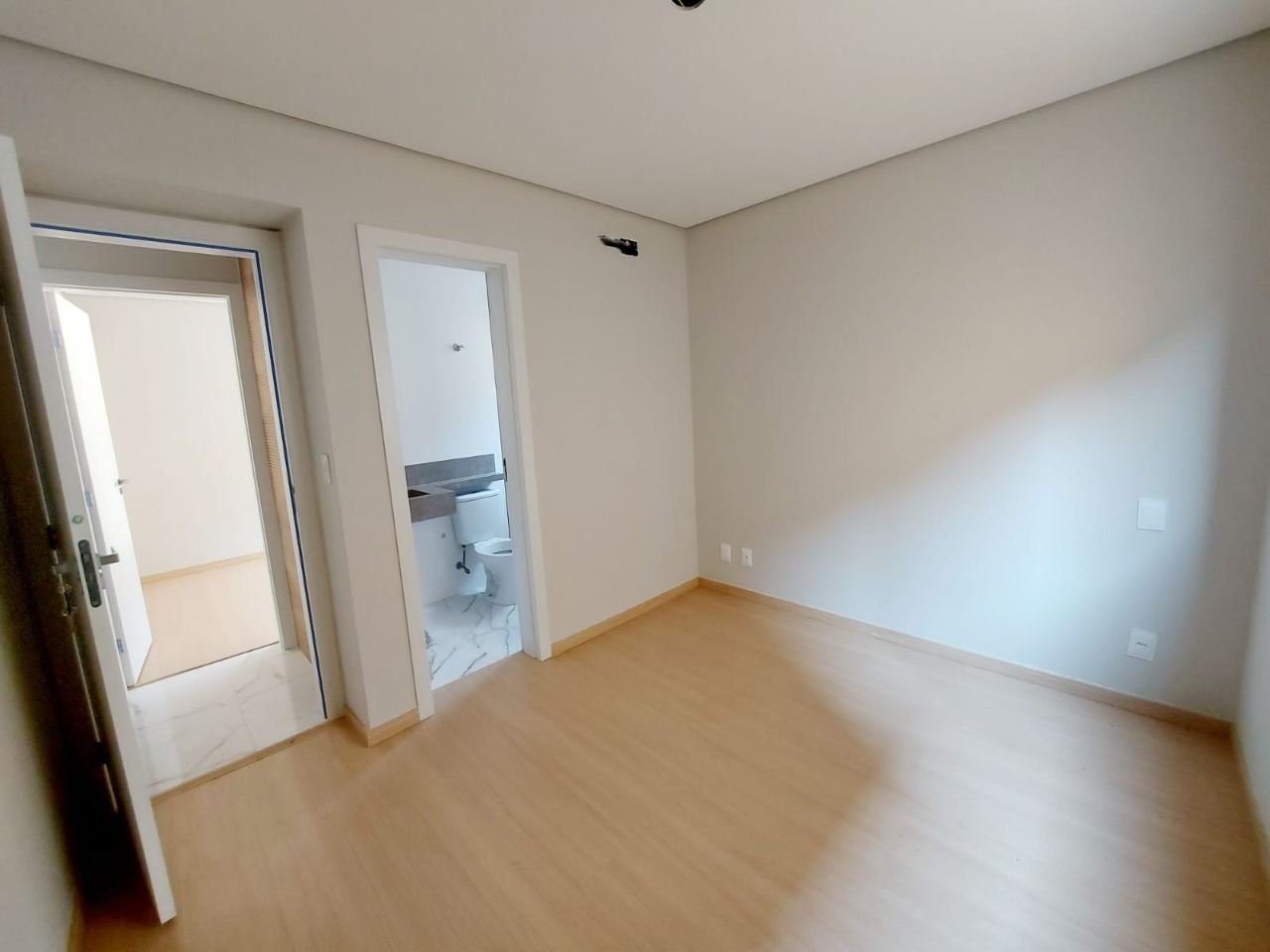 Apartamento à venda com 3 quartos, 178m² - Foto 18