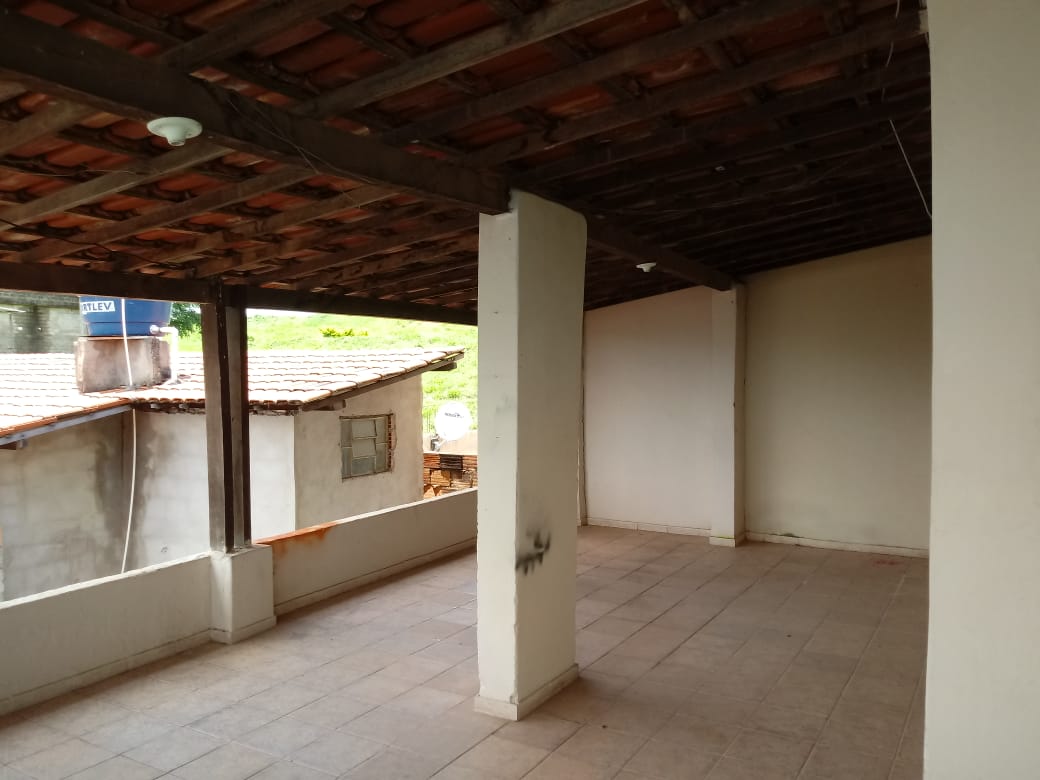 Casa à venda com 3 quartos, 360m² - Foto 16