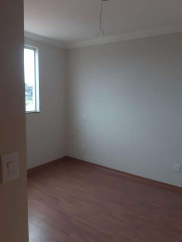 Apartamento à venda com 3 quartos - Foto 12