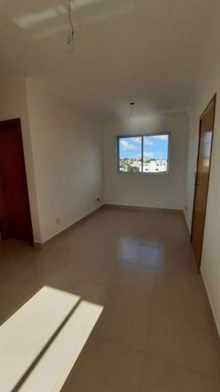 Apartamento à venda com 2 quartos, 45m² - Foto 5