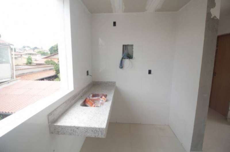 Apartamento à venda com 2 quartos, 44m² - Foto 4