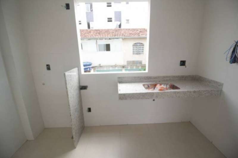 Apartamento à venda com 2 quartos, 44m² - Foto 5