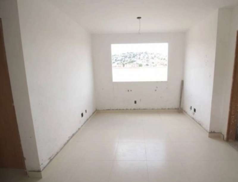 Apartamento à venda com 2 quartos, 44m² - Foto 11