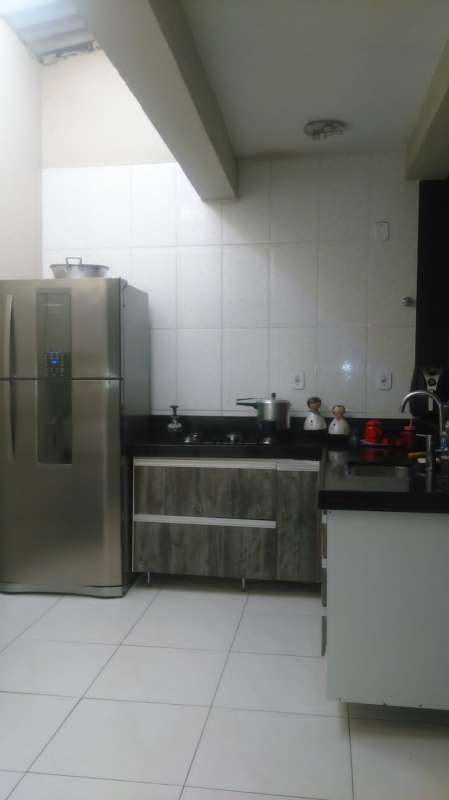 Apartamento à venda com 2 quartos, 90m² - Foto 11