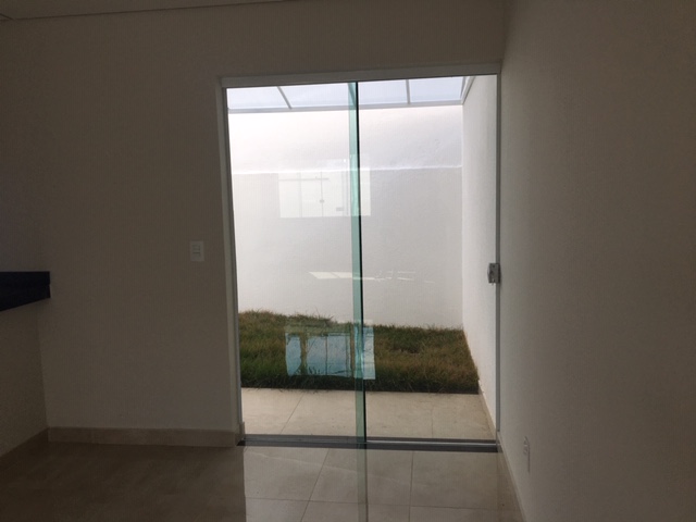 Casa à venda com 3 quartos, 122m² - Foto 4