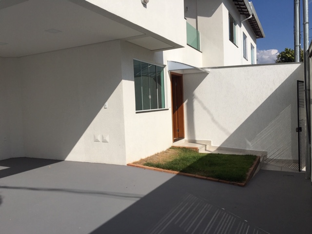 Casa à venda com 3 quartos, 122m² - Foto 17