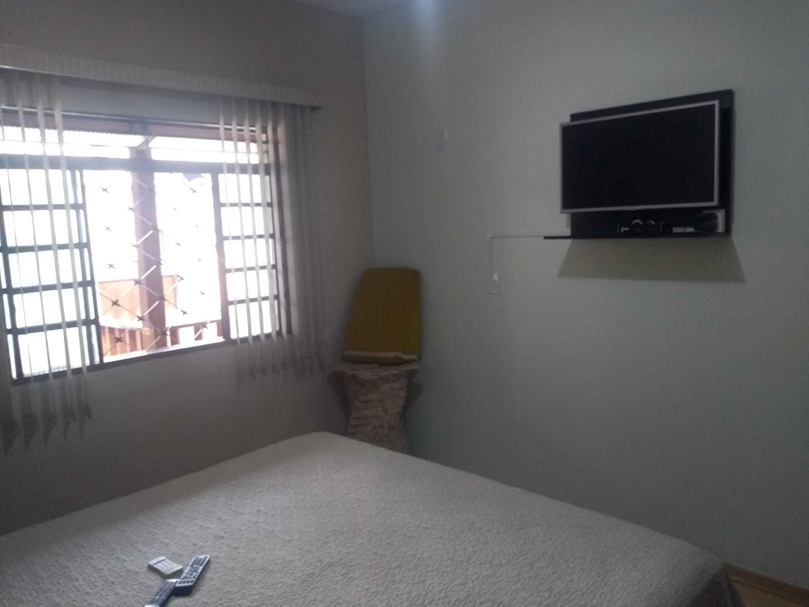 Casa à venda com 5 quartos, 230m² - Foto 12