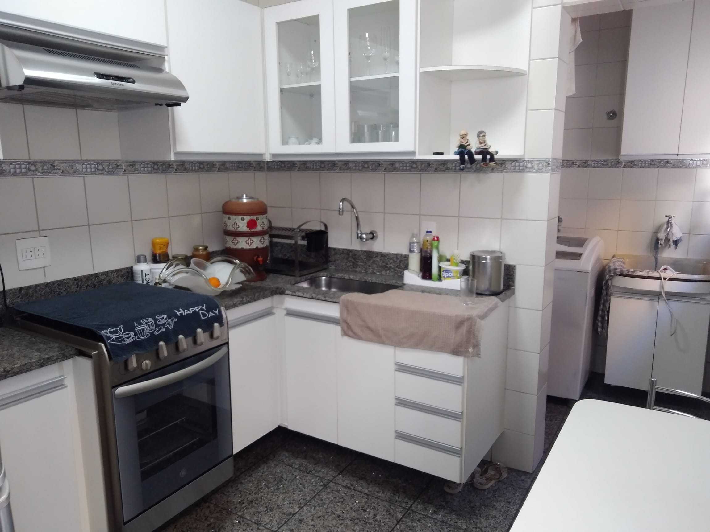 Apartamento à venda com 3 quartos, 85m² - Foto 4