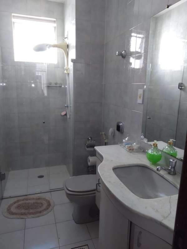 Apartamento à venda com 3 quartos, 180m² - Foto 6