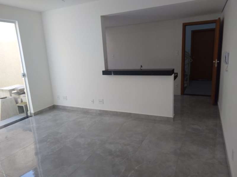 Apartamento à venda com 2 quartos, 120m² - Foto 1