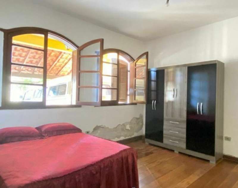 Casa à venda com 6 quartos, 360m² - Foto 9