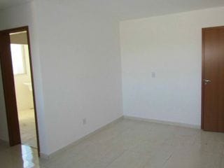 Apartamento à venda com 2 quartos, 60m² - Foto 3