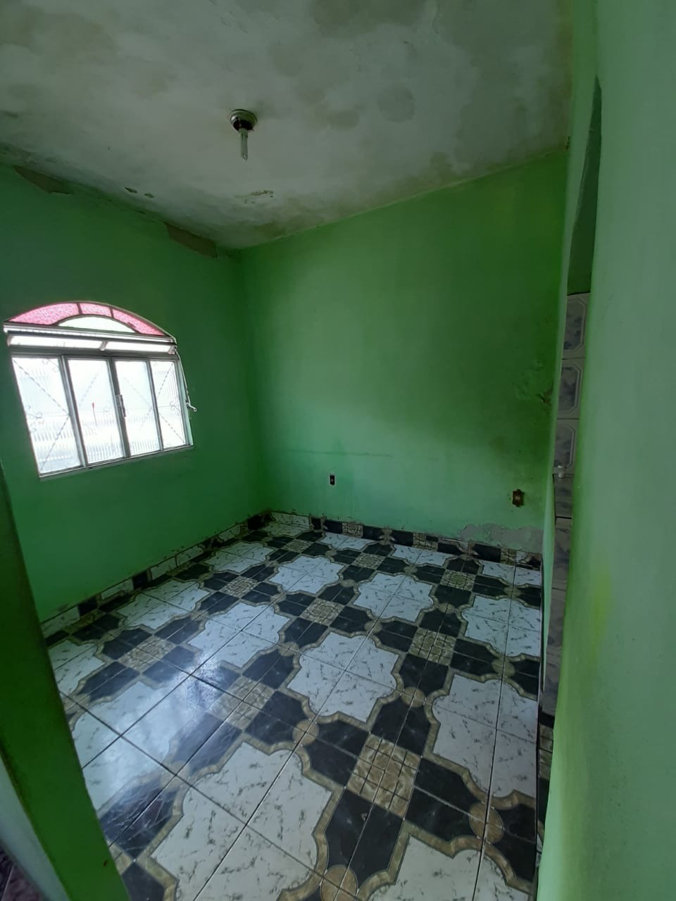 Casa à venda com 2 quartos, 360m² - Foto 6