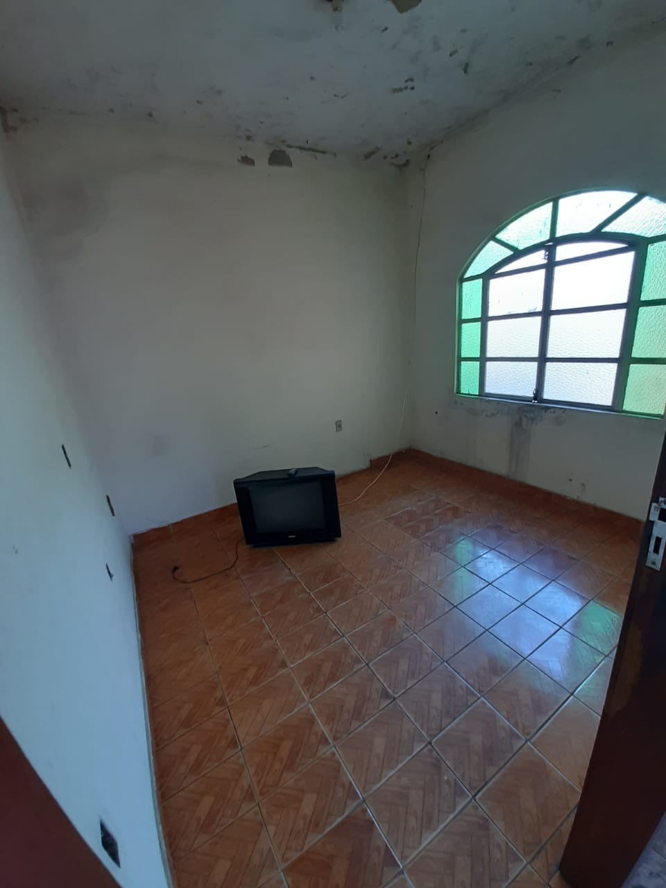 Casa à venda com 2 quartos, 360m² - Foto 13