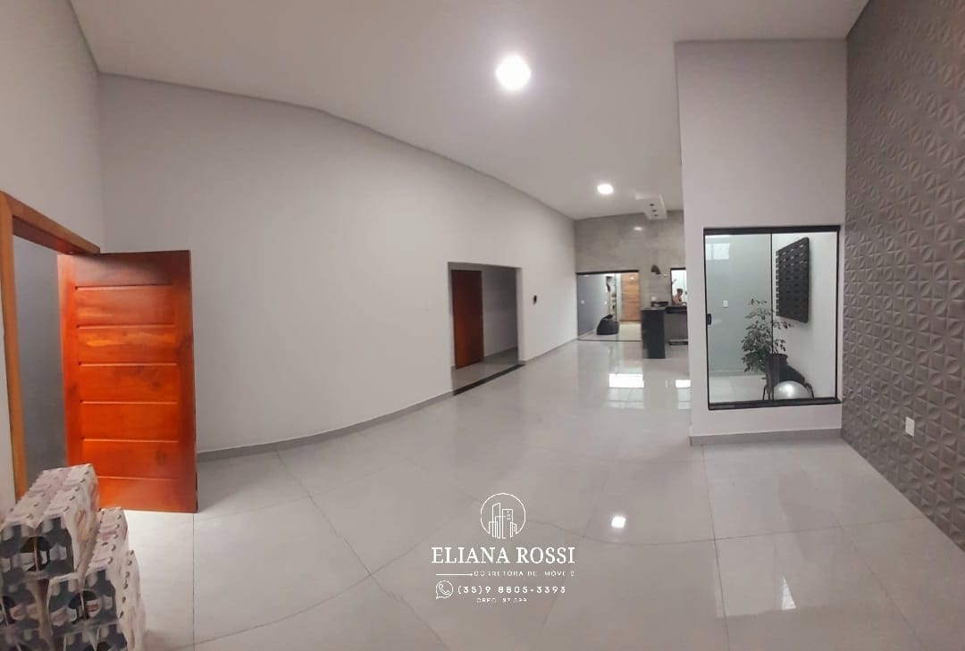 Casa à venda com 4 quartos, 210m² - Foto 12