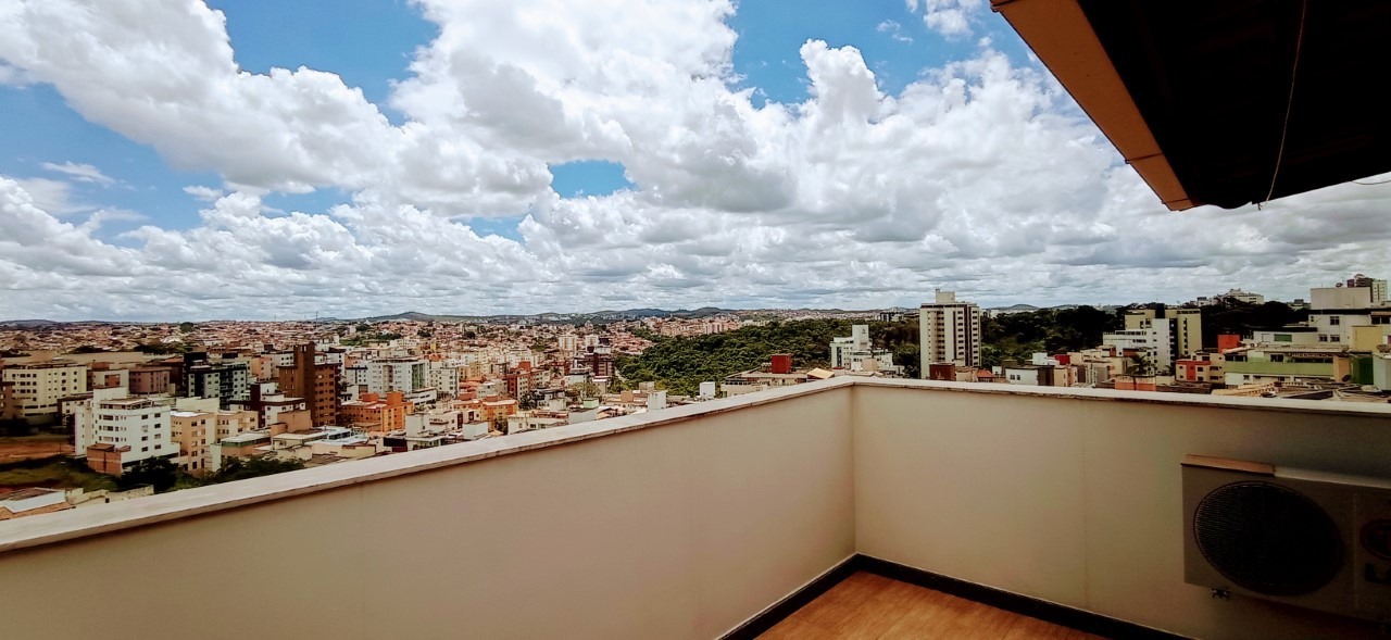 Cobertura à venda com 3 quartos, 130m² - Foto 3