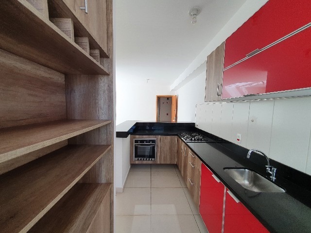 Apartamento à venda com 3 quartos, 85m² - Foto 3