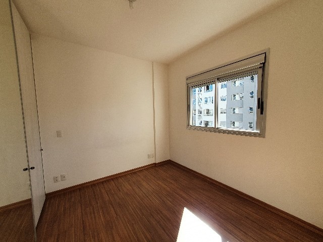 Apartamento à venda com 3 quartos, 85m² - Foto 10