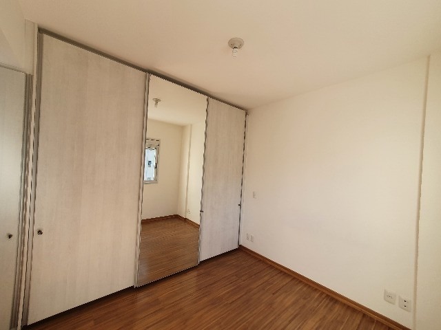 Apartamento à venda com 3 quartos, 85m² - Foto 12