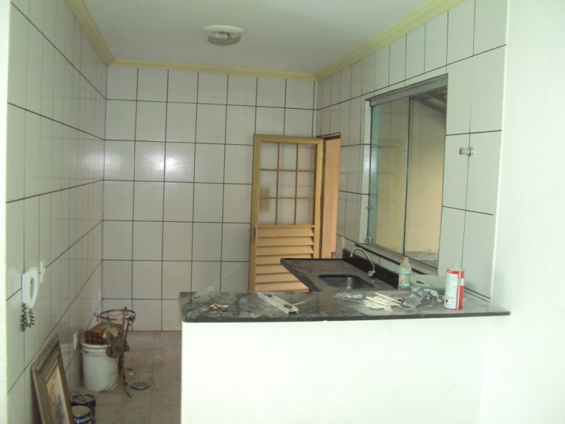 Casa à venda com 3 quartos, 200m² - Foto 11