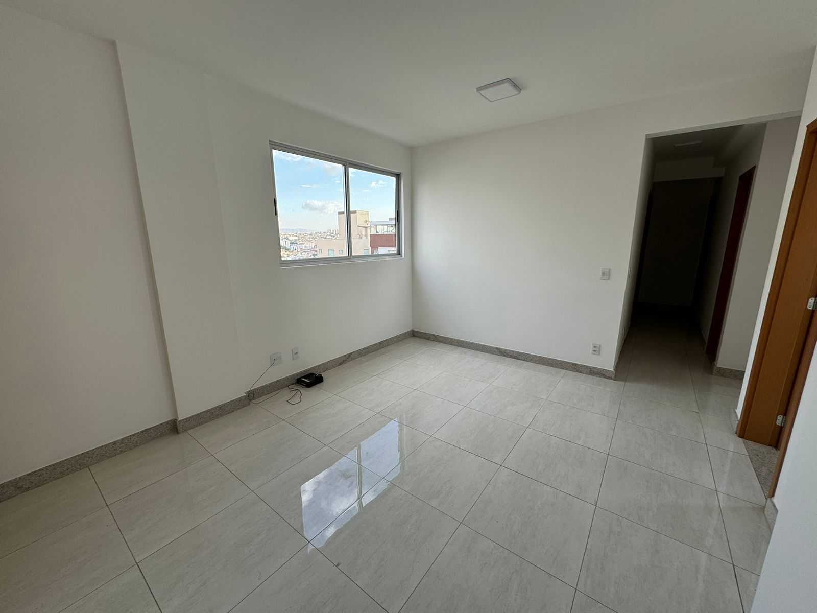 Apartamento à venda com 3 quartos, 98m² - Foto 1