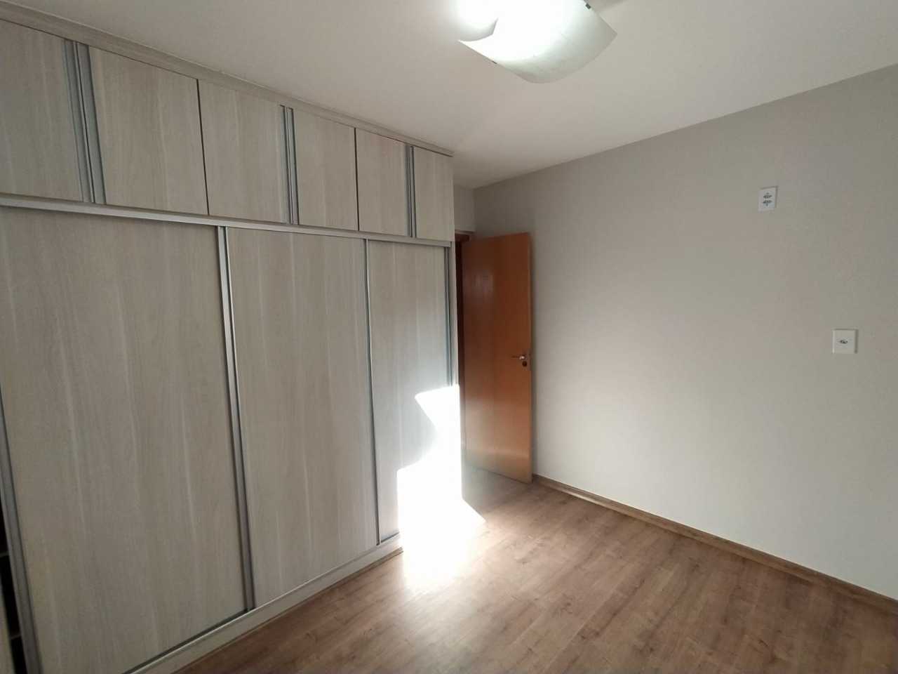 Apartamento à venda com 3 quartos, 135m² - Foto 10