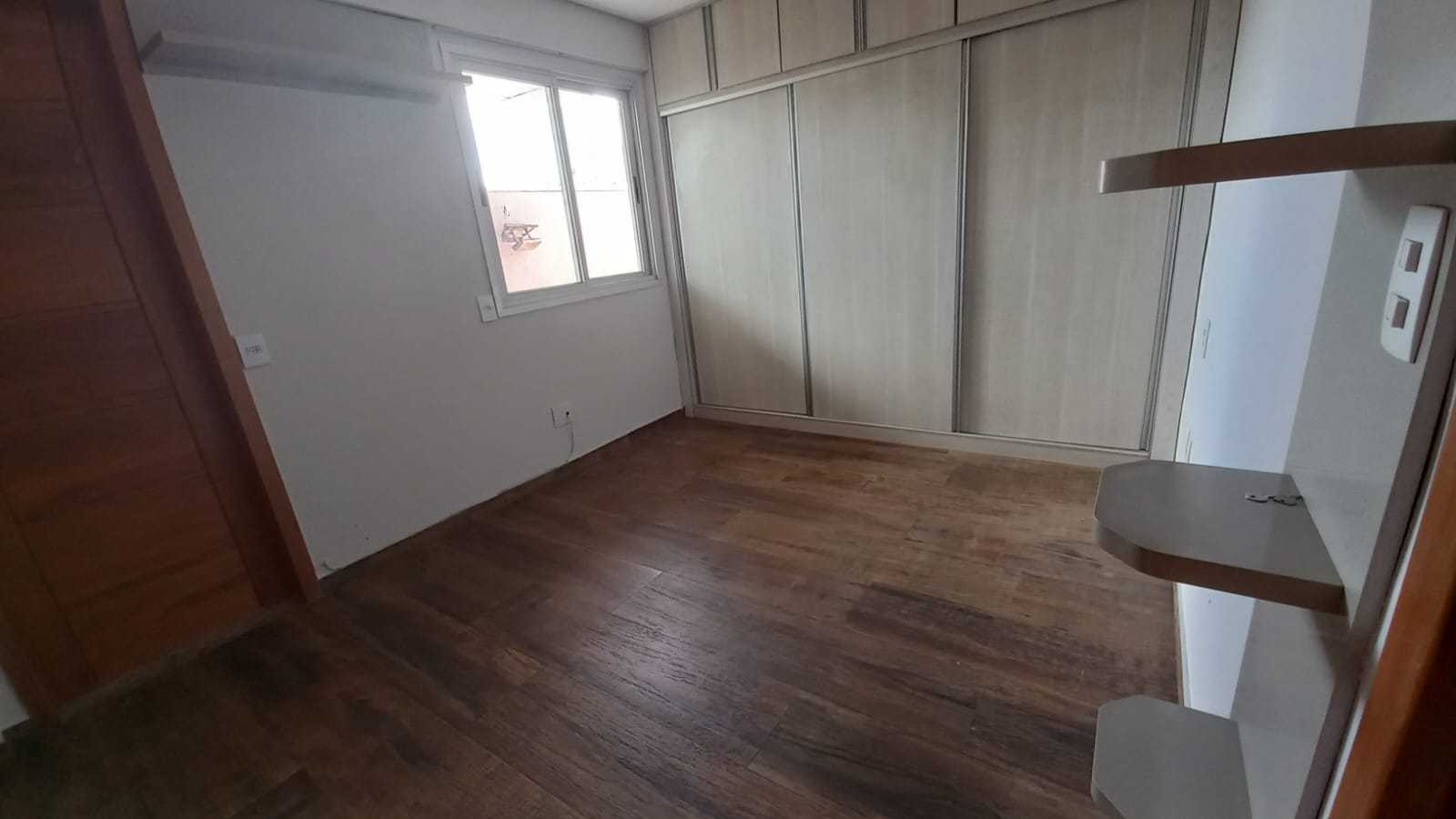 Apartamento à venda com 3 quartos, 135m² - Foto 5