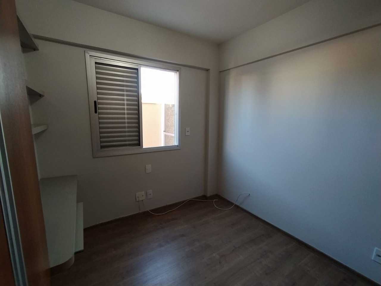 Apartamento à venda com 3 quartos, 135m² - Foto 7