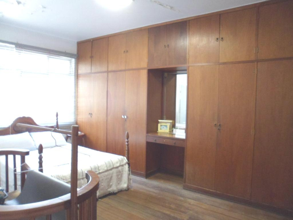 Casa à venda com 5 quartos, 248m² - Foto 15