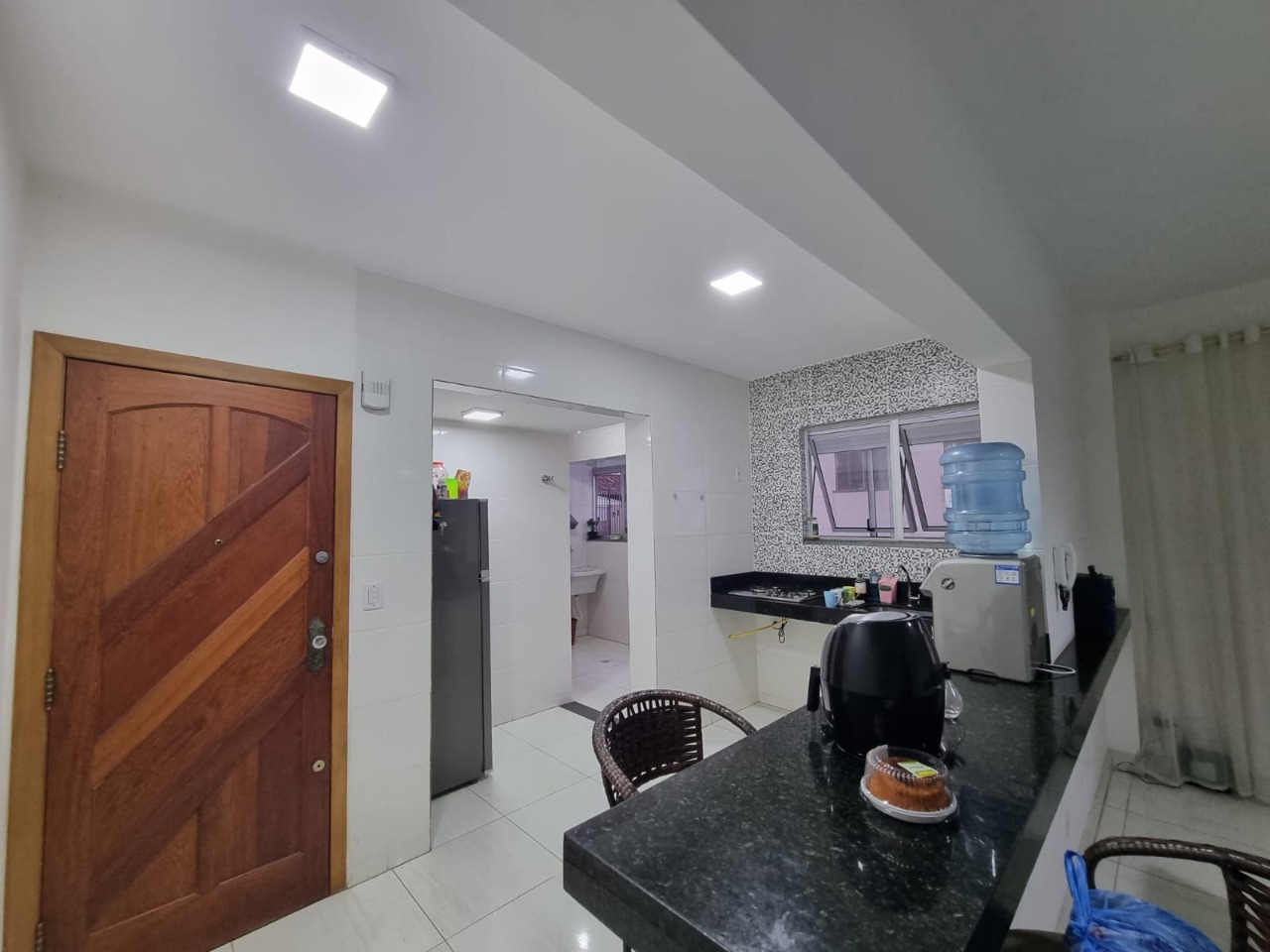 Apartamento à venda com 2 quartos, 60m² - Foto 1