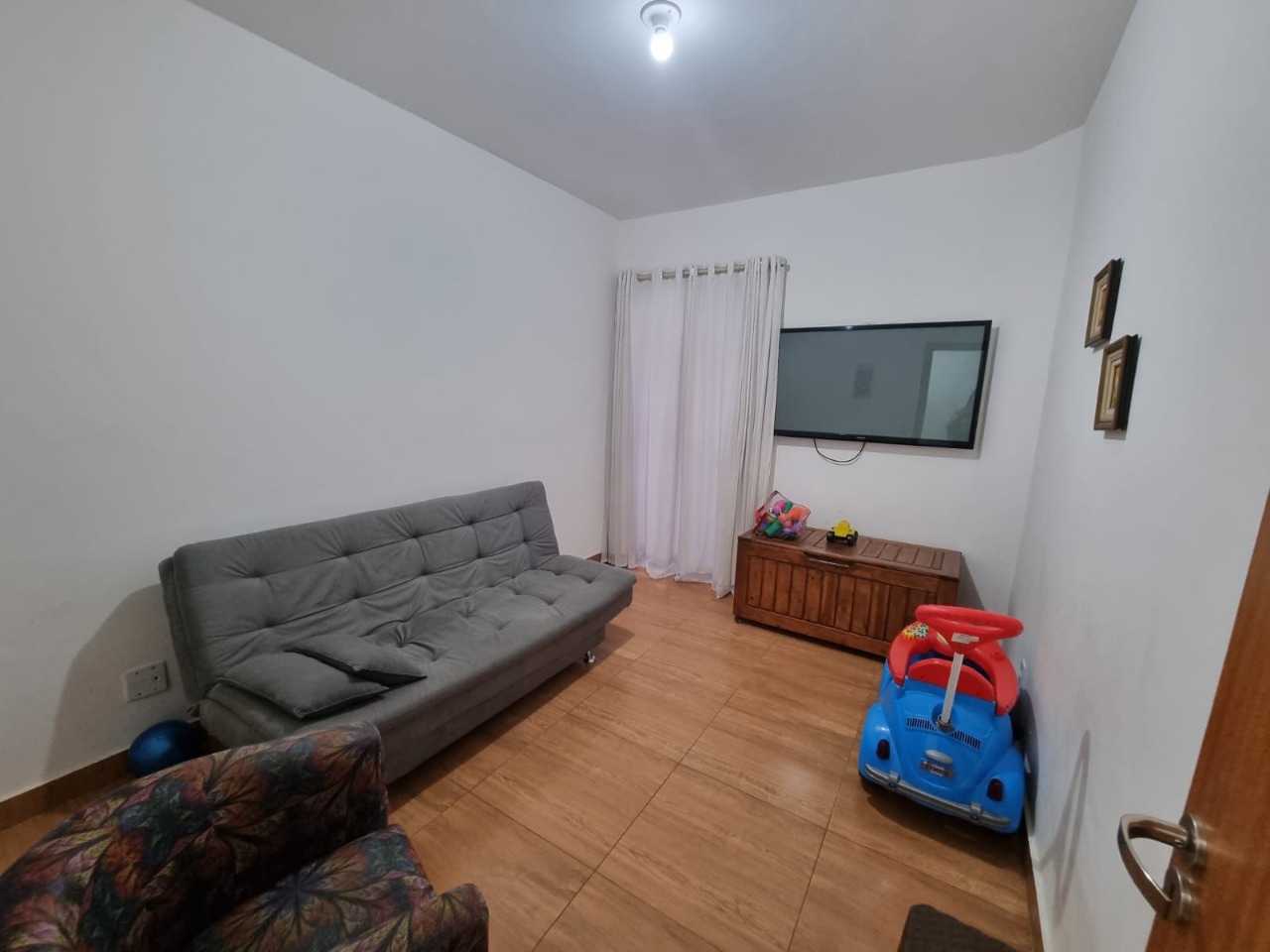 Apartamento à venda com 2 quartos, 60m² - Foto 2