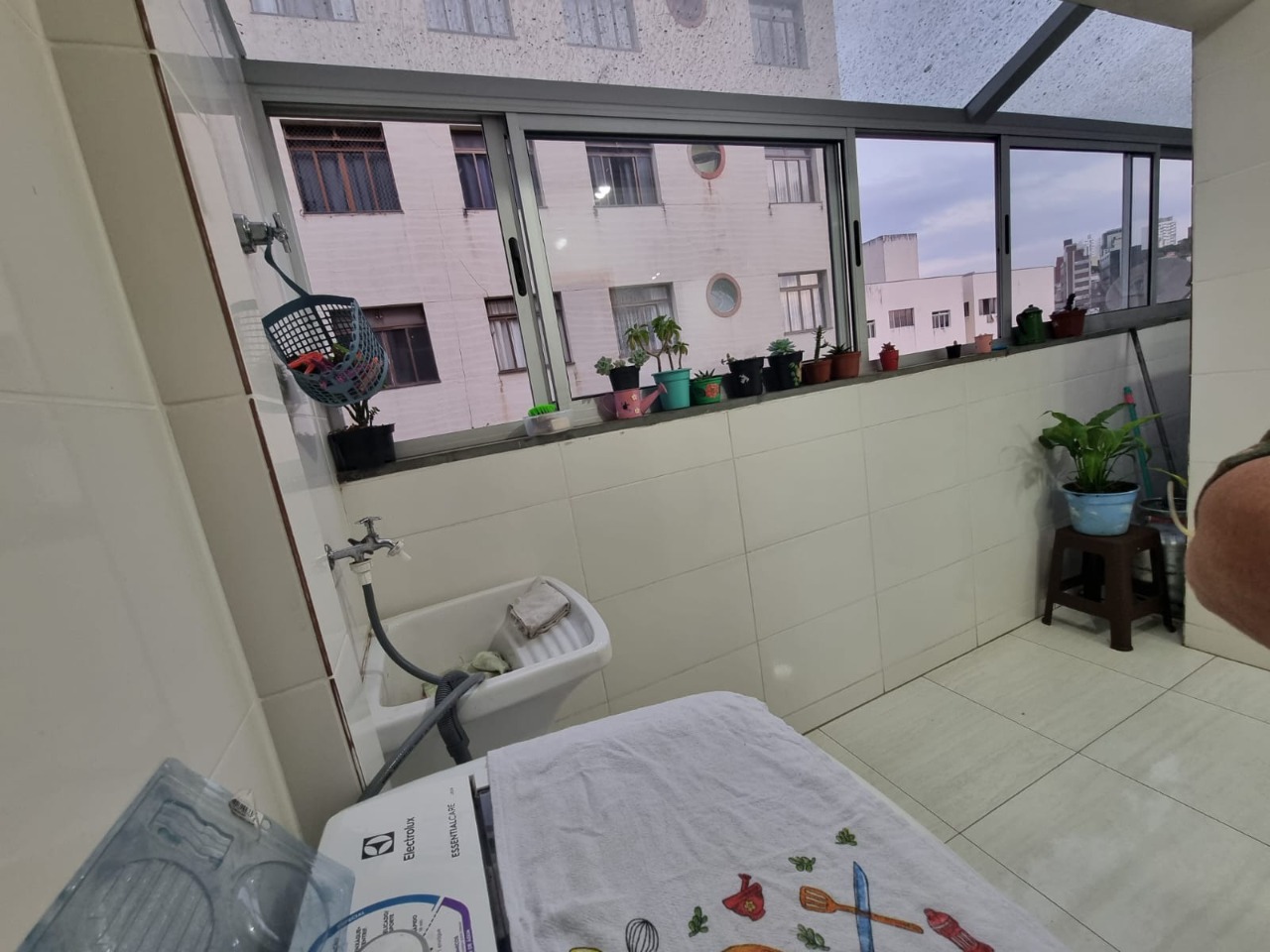 Apartamento à venda com 2 quartos, 60m² - Foto 18