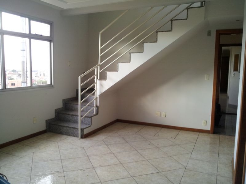 Cobertura à venda com 4 quartos, 240m² - Foto 3