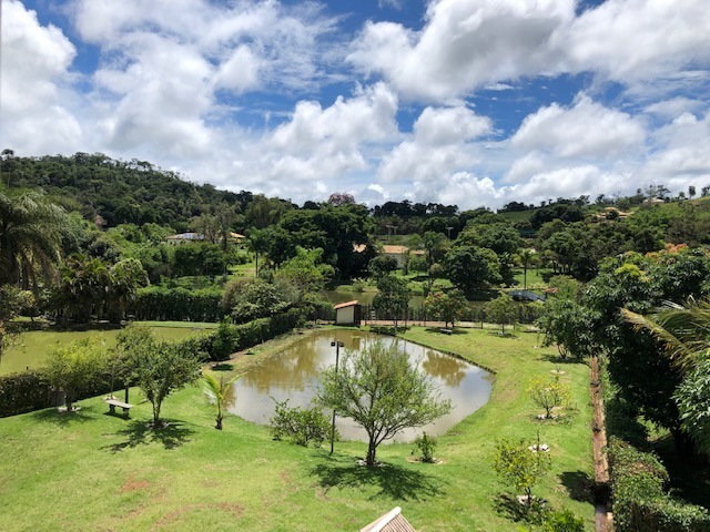 Chácara à venda com 4 quartos, 400m² - Foto 9