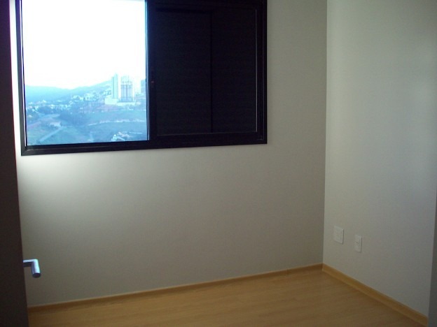 Apartamento à venda com 3 quartos, 90m² - Foto 6