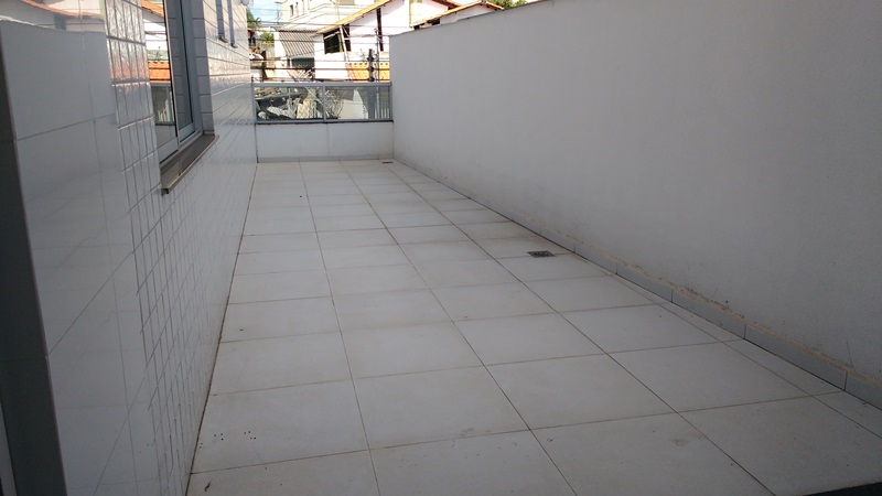 Apartamento à venda com 3 quartos, 117m² - Foto 2