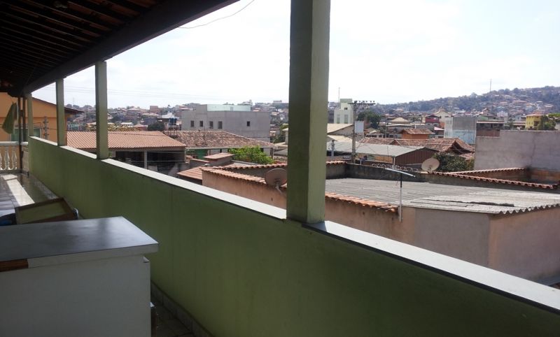 Casa à venda com 4 quartos, 250m² - Foto 6