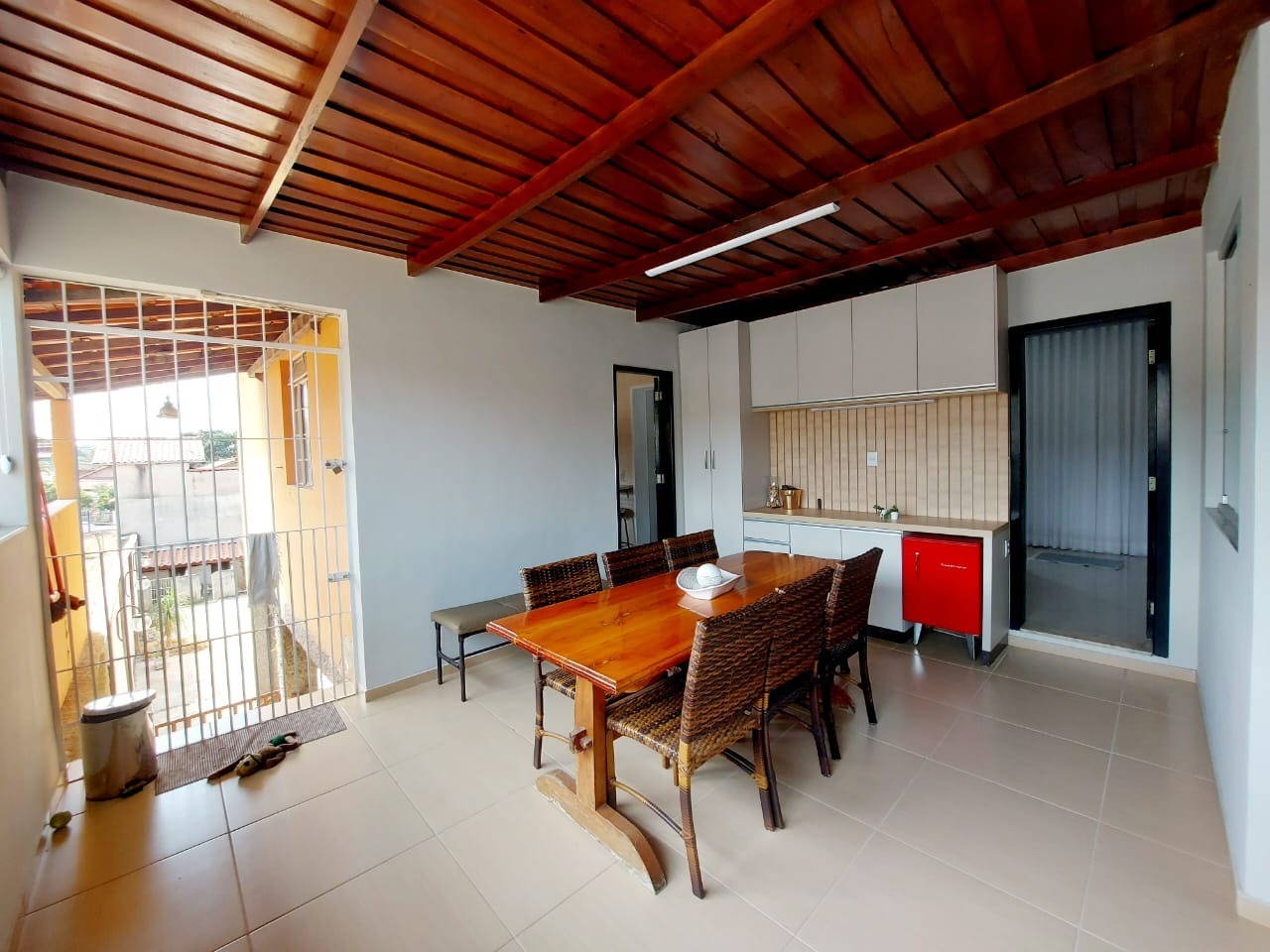 Casa à venda com 4 quartos, 204m² - Foto 23