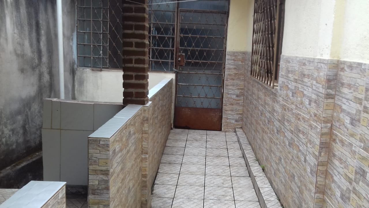 Casa à venda com 3 quartos, 360m² - Foto 3