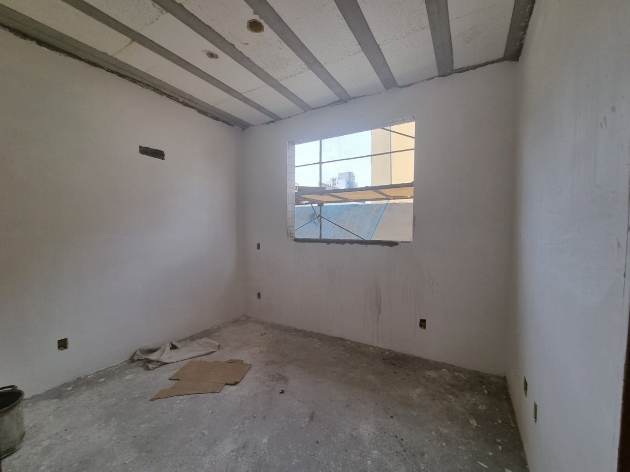 Apartamento à venda com 3 quartos, 150m² - Foto 11