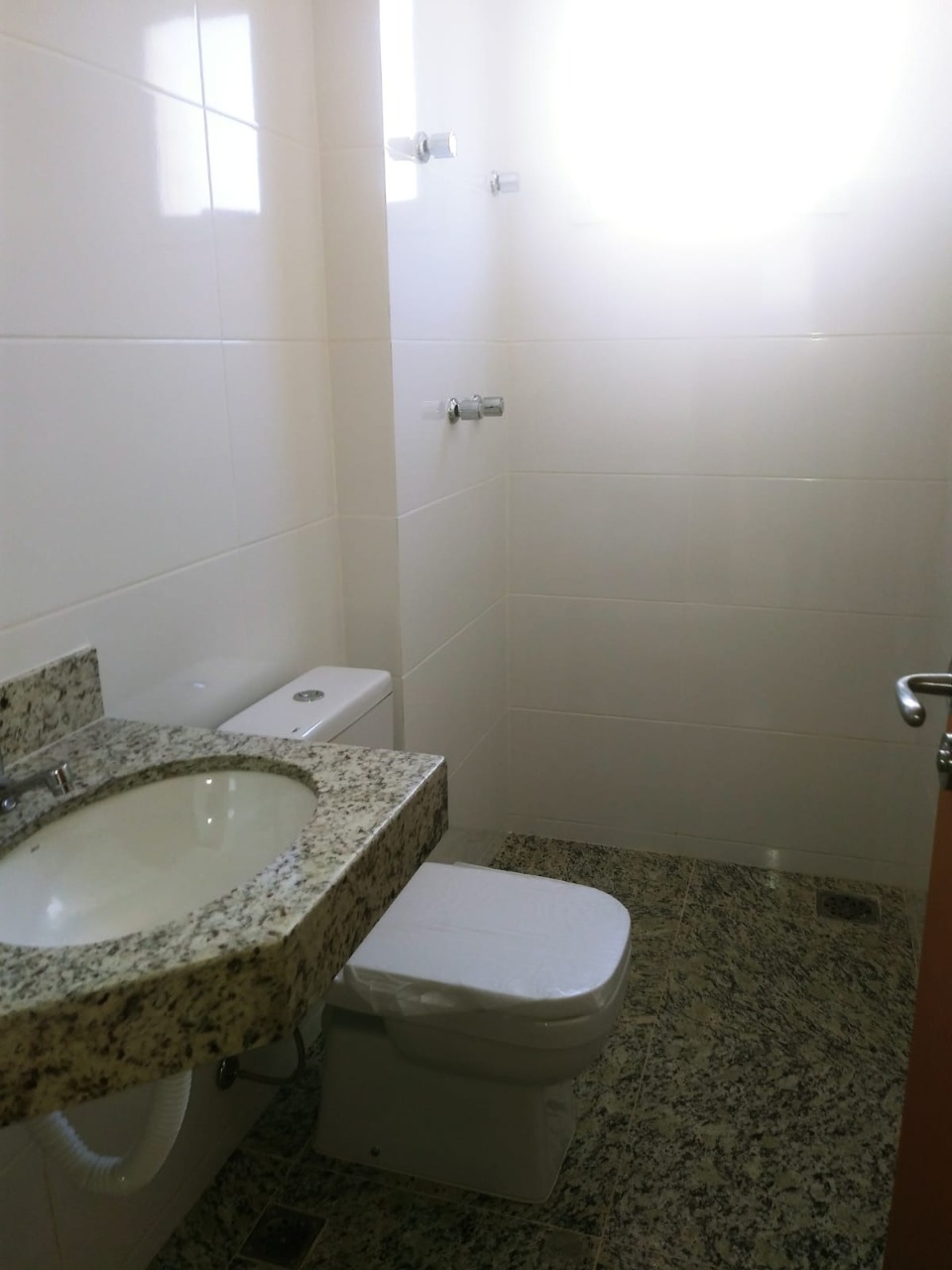 Apartamento à venda com 2 quartos, 62m² - Foto 17