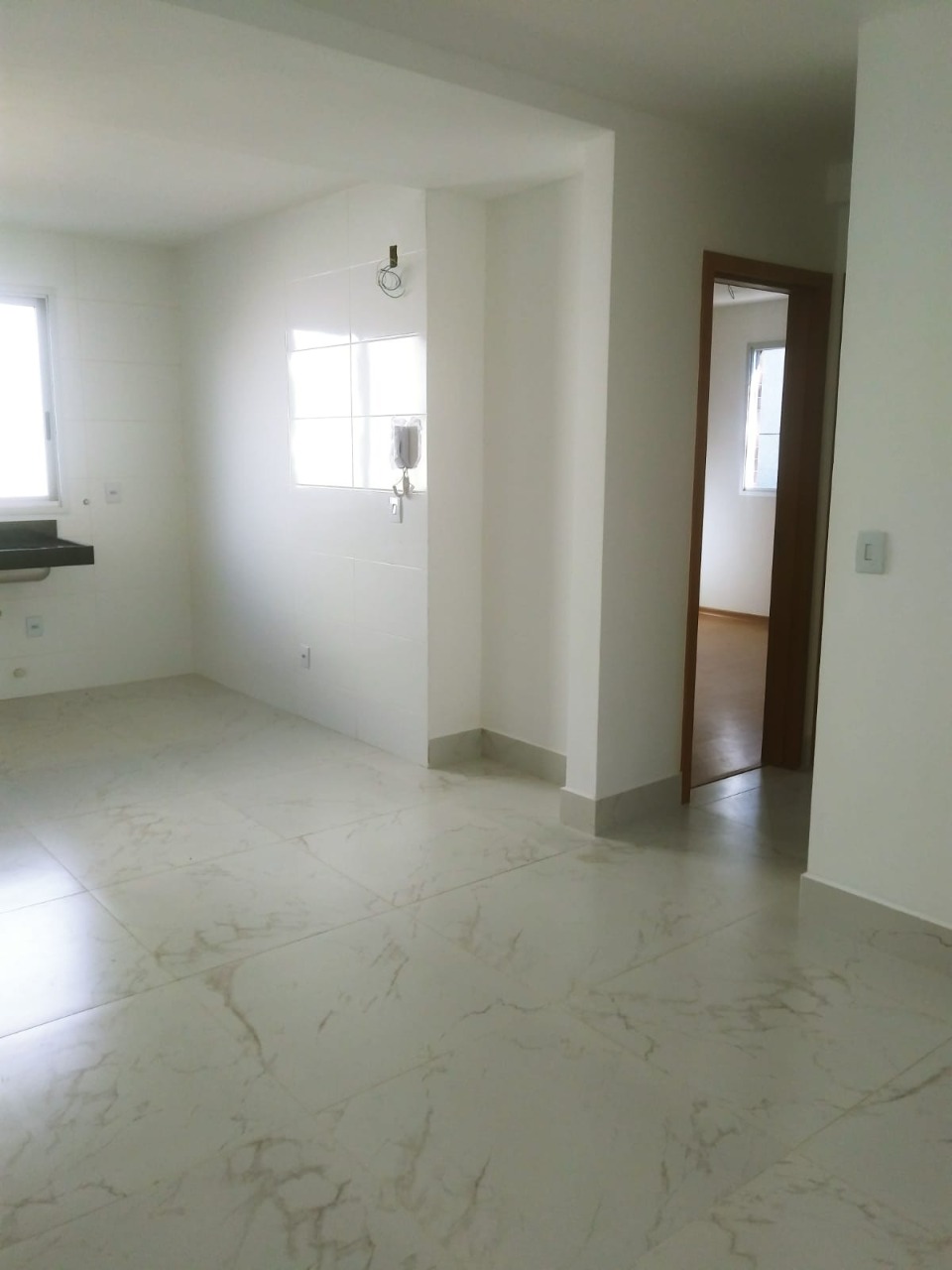 Apartamento à venda com 2 quartos, 62m² - Foto 5