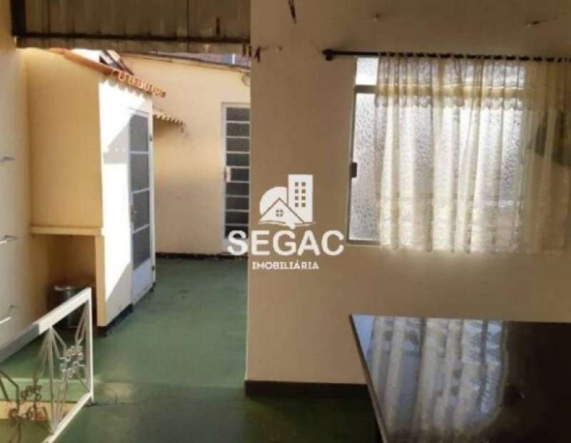 Casa à venda com 3 quartos, 170m² - Foto 8